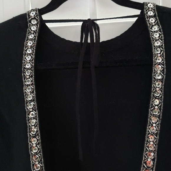 Backless Sweater Top - Picture 6 of 6